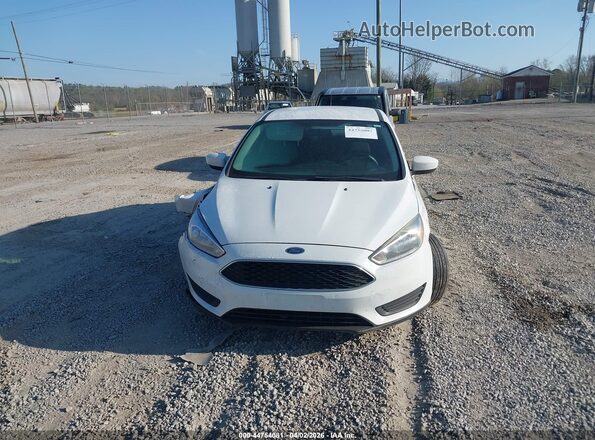 1FADP3F23JL327246 2018 FORD FOCUS Белый Вид щитка приборов