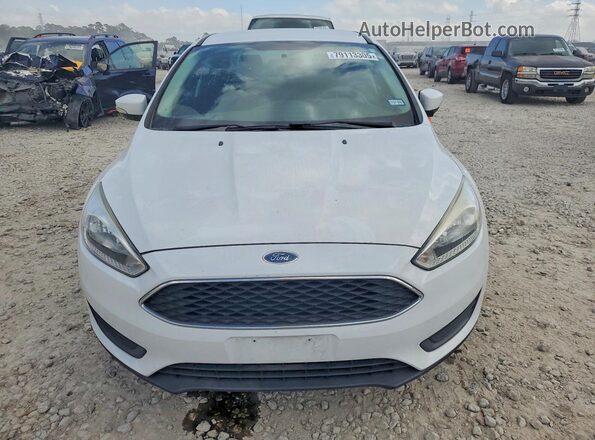 1FADP3F24GL316345 2016 FORD FOCUS White Widok z przodu