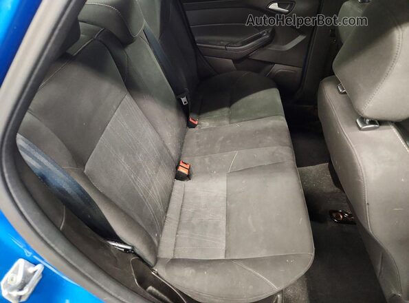 1FADP3F26GL383013 2016 FORD FOCUS Blue Вид задніх сидінь