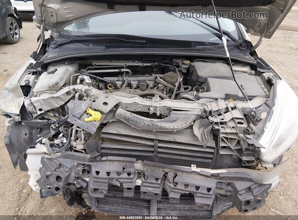 1FADP3F28GL203742 2016 FORD FOCUS Золотой Вид сзади
