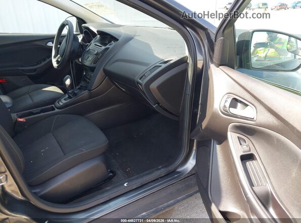 1FADP3F29HL280041 2017 FORD FOCUS Black Widok wnętrza z przodu