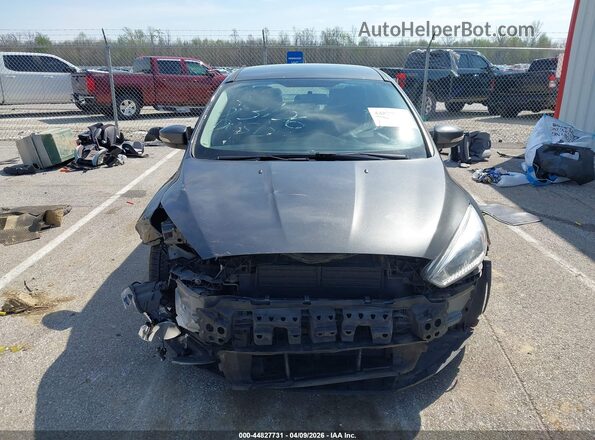 1FADP3F29HL280041 2017 FORD FOCUS Black Widok wnętrza z tyłu