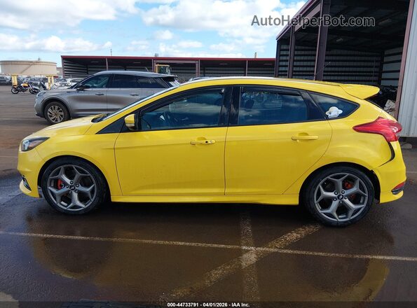 1FADP3L92JL330737 2018 FORD FOCUS ST Желтый Панорамный вид салона 360°