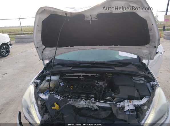 1FADP3N24GL355356 2016 FORD FOCUS White Հետևի տեսք