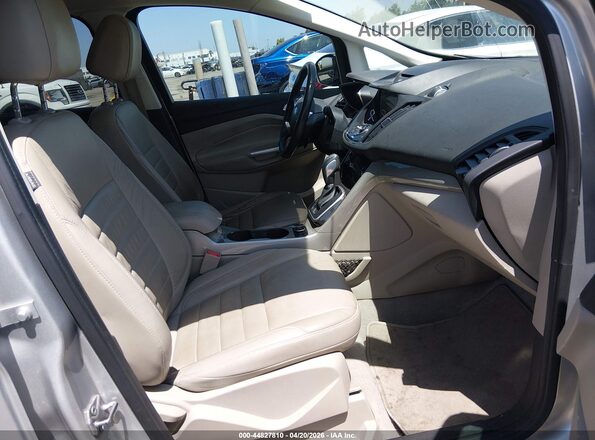 1FADP5CUXGL117723 2016 FORD C-MAX ENERGI Silver Front interior view