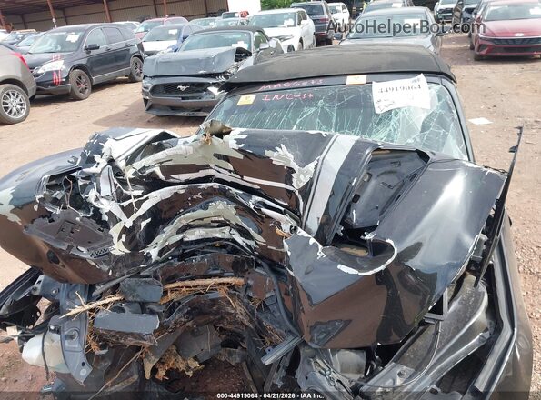 1FATP8FF5G5288961 2016 FORD MUSTANG Черный Вид спереди