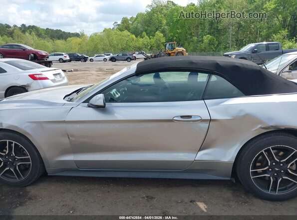 1FATP8UH2L5125991 2020 FORD MUSTANG Gray 360 interior view