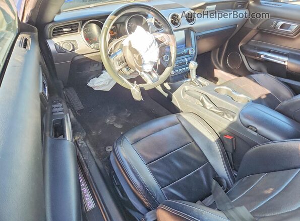 1FATP8UH9M5115833 2021 FORD MUSTANG Black Dashboard view