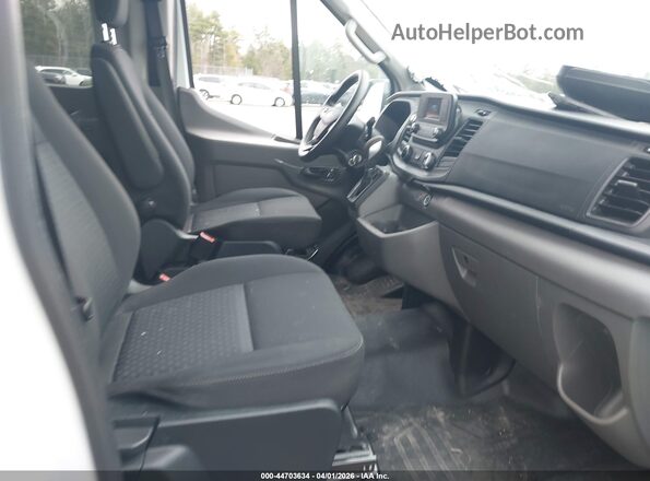 1FBAX2C80PKB15990 2023 FORD PASSENGER White Widok wnętrza z przodu