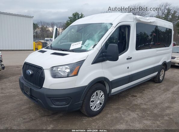 1FBAX2C80PKB15990 2023 FORD PASSENGER White Przód lewy