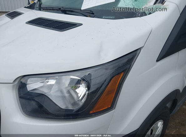 1FBAX2C80PKB15990 2023 FORD PASSENGER White 