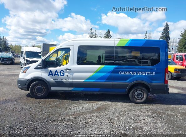 1FBAX2C83PKB87640 2023 FORD PASSENGER White Widok wnętrza 360 stopni
