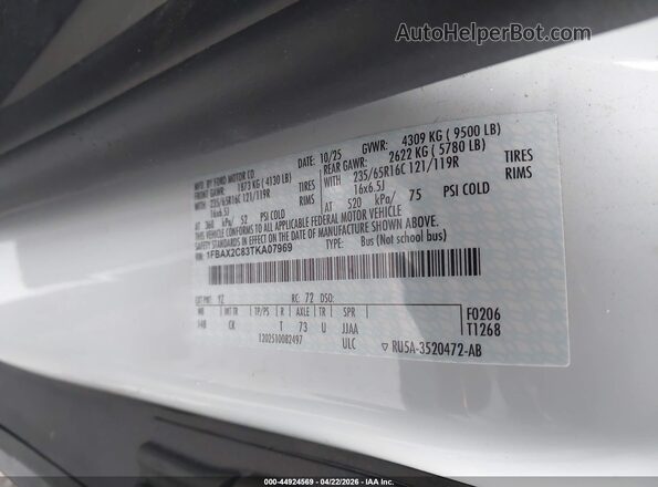 1FBAX2C83TKA07969 2026 FORD PASSENGER White ძრავის განყოფილების ხედი