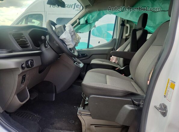 1FBAX2C83TKA19913 2026 FORD TRANSIT White Front interior view