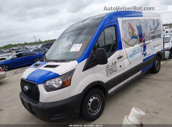 1FBAX2C86PKB96882 2024 FORD PASSENGER White Առջևի ձախ երեք քառորդ տեսարան