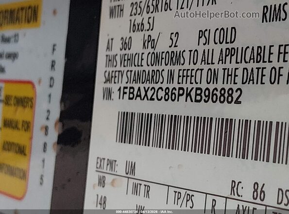 1FBAX2C86PKB96882 2024 FORD PASSENGER White Շարժիչի բաժամունքի տեսք