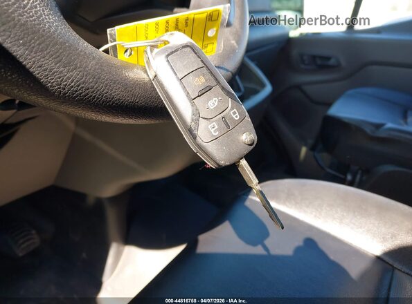1FBAX2C87LKA89043 2020 FORD PASSENGER White Dashboard view