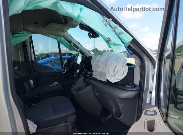 1FBAX2C87RKA83476 2024 FORD PASSENGER Silver Սալոնի դիմացի տեսք