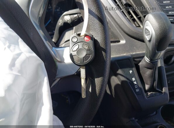 1FBAX2CM0HKB26132 2017 FORD TRANSIT-350 White Dashboard view