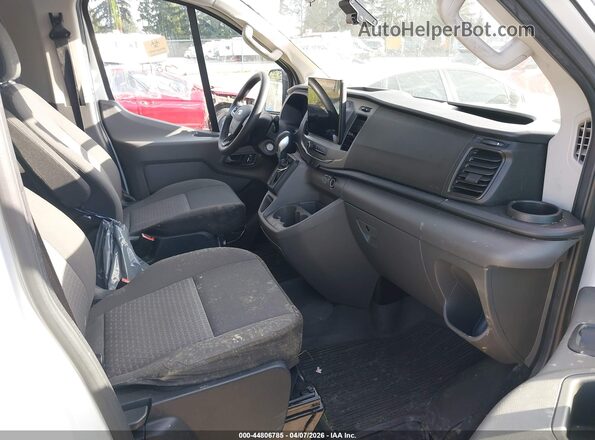 1FBAX2Y81NKA79930 2022 FORD PASSENGER White Вид салону спереду