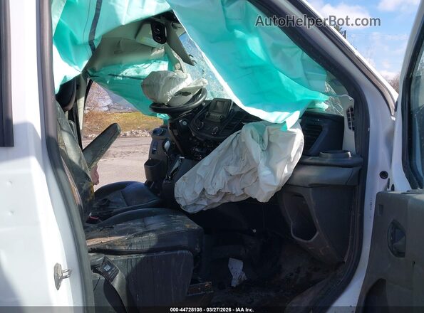 1FBAX2Y85MKA90461 2021 FORD PASSENGER White Widok wnętrza z przodu