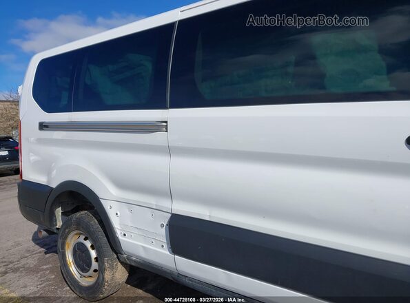 1FBAX2Y85MKA90461 2021 FORD PASSENGER White Widok wnętrza 360 stopni