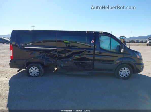 1FBAX2Y85RKA43180 2024 FORD PASSENGER Black Vista interior trasera