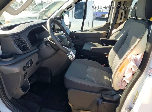 1FBAX2YG3TKA41751 2026 FORD TRANSIT Белый Вид салона спереди
