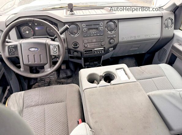 1FD0X5GYXGEA33357 2016 FORD F550 White Instrument cluster view