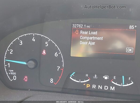 1FDAX2Y87RKA12634 2024 FORD PASSENGER White Հետևի նստատեղերի տեսք