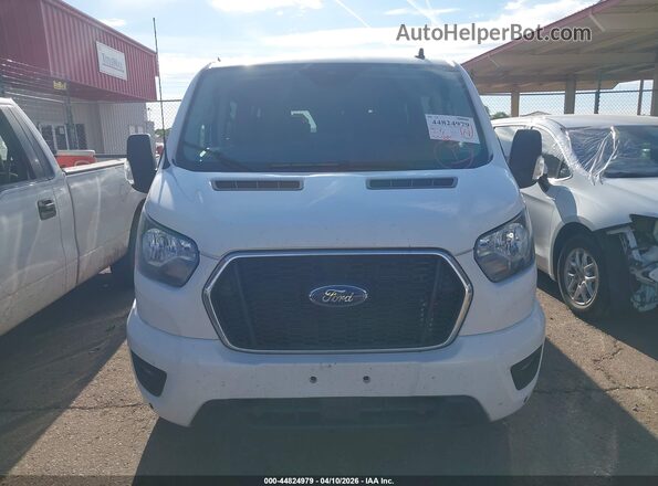 1FDAX2Y87RKA12634 2024 FORD PASSENGER White Սարքավորումների վահանակի տեսք