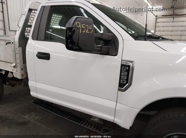 1FDBF2A61KEG59650 2019 FORD F-250 White Vista frontal