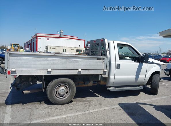 1FDBF2A68GEC32831 2016 FORD F-250 White Սալոնի 360 աստիճան տեսք