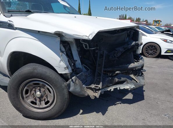 1FDBF2A68GEC32831 2016 FORD F-250 White Դիմացի տեսք