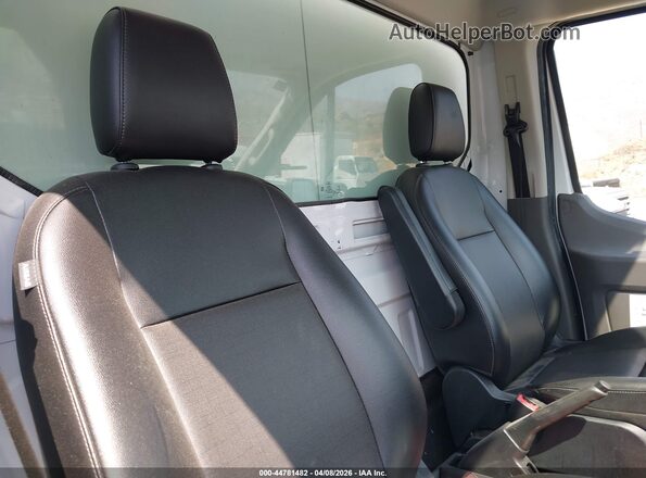 1FDBF6ZG8PKA15348 2023 FORD TRANSIT-350 White Front view