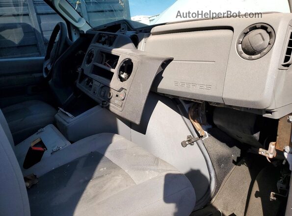 1FDWE3FN5MDC18610 2021 FORD ECONOLINE White Вид панелі приладів