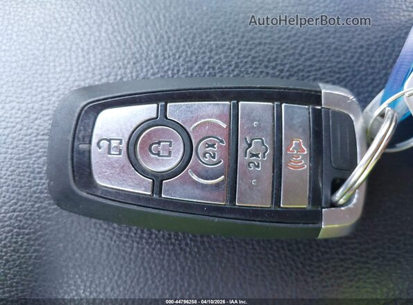 1FM5K7D8XJGA76029 2018 FORD FORD EXPLORER Красный Вид панели приборов