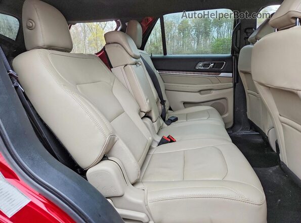 1FM5K7F86KGA97426 2019 FORD FORD EXPLORER Red Rear interior view
