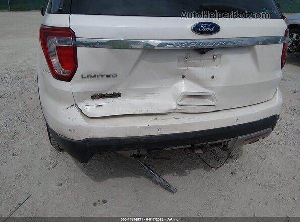 1FM5K7F8XHGD82915 2017 FORD FORD EXPLORER White Front view