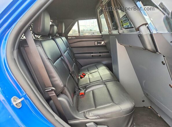 1FM5K8AB2TGA42854 2026 FORD FORD EXPLORER Blue Vista interior trasera