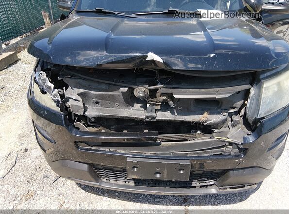 1FM5K8AR0HGA89613 2017 FORD UTILITY POLICE INTERCEPTOR Черный Вид спереди