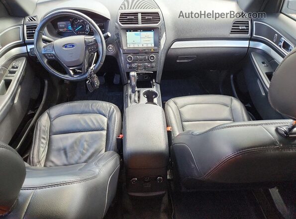 1FM5K8D89HGD47100 2017 FORD FORD EXPLORER White Вид панелі приладів