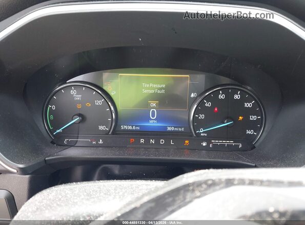 1FMCU0BZ1MUB04620 2021 FORD ESCAPE Blue Widok tylnych siedzeń