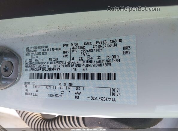 1FMCU0F69LUB56799 2020 FORD ESCAPE White Vista del compartimento del motor