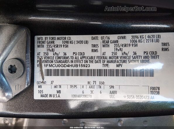 1FMCU0GD4HUB15923 2017 FORD ESCAPE Gray Вид підкапотного простору