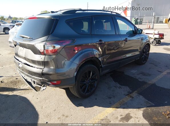 1FMCU0GD4HUB15923 2017 FORD ESCAPE Gray Задня права чверть