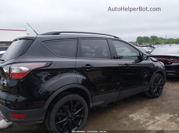 1FMCU0GD6JUB47813 2018 FORD ESCAPE Black Սալոնի հետևի տեսք