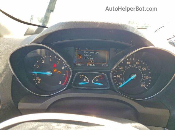 1FMCU0GD7JUB03352 2018 FORD ESCAPE White Սարքավորումների վահանակի տեսք