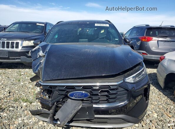 1FMCU0MN3SUB44429 2025 FORD ESCAPE Black Widok z przodu