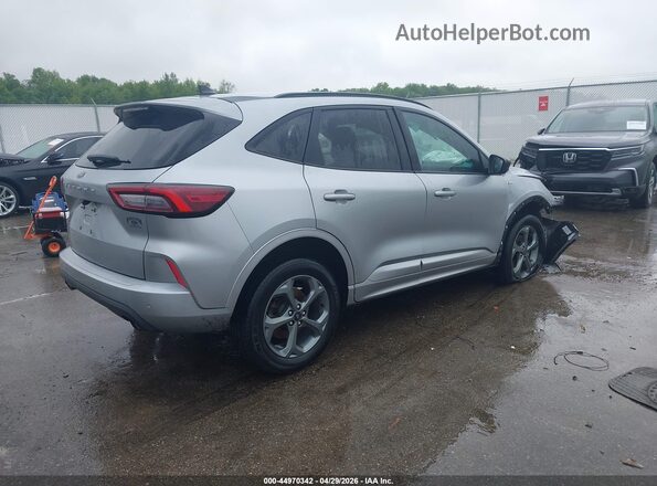 1FMCU0MN7PUB12770 2023 FORD ESCAPE Серебряный Задняя правая четверть